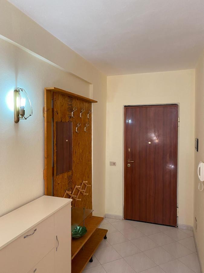 One Apartament Durres Exterior photo