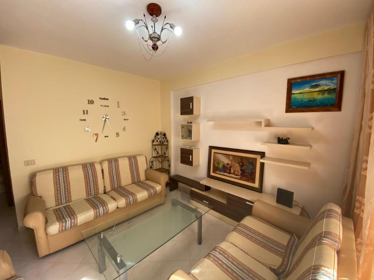 One Apartament Durres Exterior photo